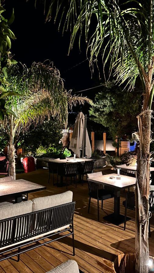 Hotel Tiny Town Kuyucak Karaburun  Exterior foto